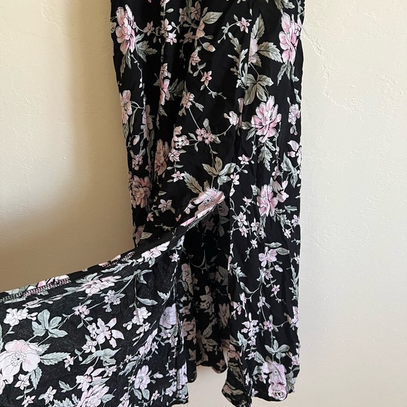 Lulus Esperanza Floral Print Side Slit Midi Dress Black Size XS - Picture 7 of 7